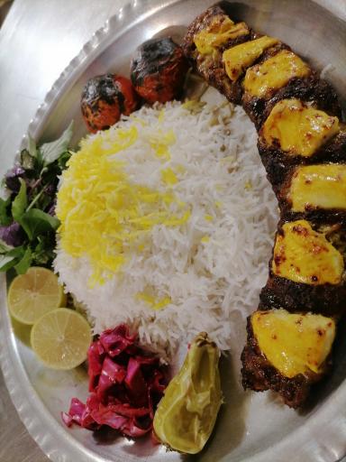 عکس رستوران پاپیون