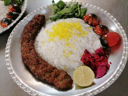 عکس رستوران پاپیون