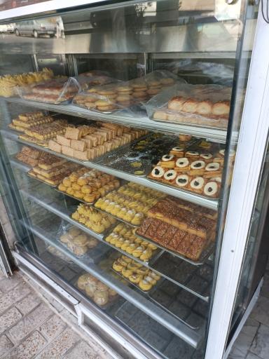 عکس قنادی شهنام محمدی