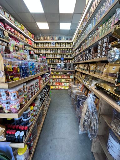 عکس عطاری  و خشکبار مژده دریانی