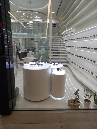 عکس عینک امروز (زایس رویال)