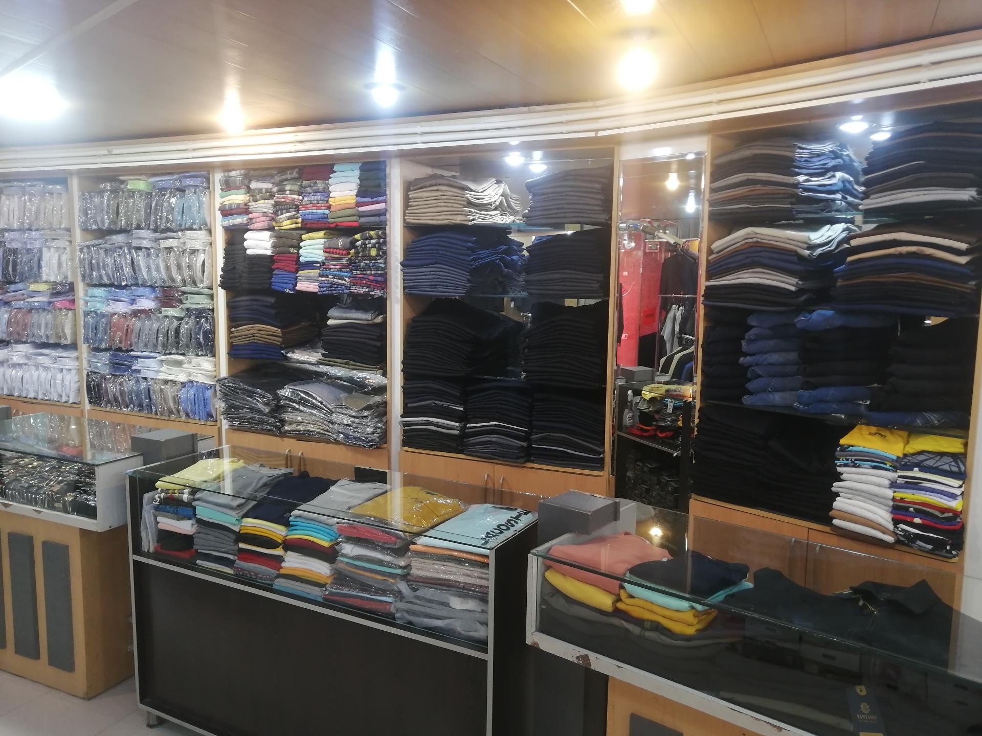 عکس فروشگاه کت و شلوار بهپوش