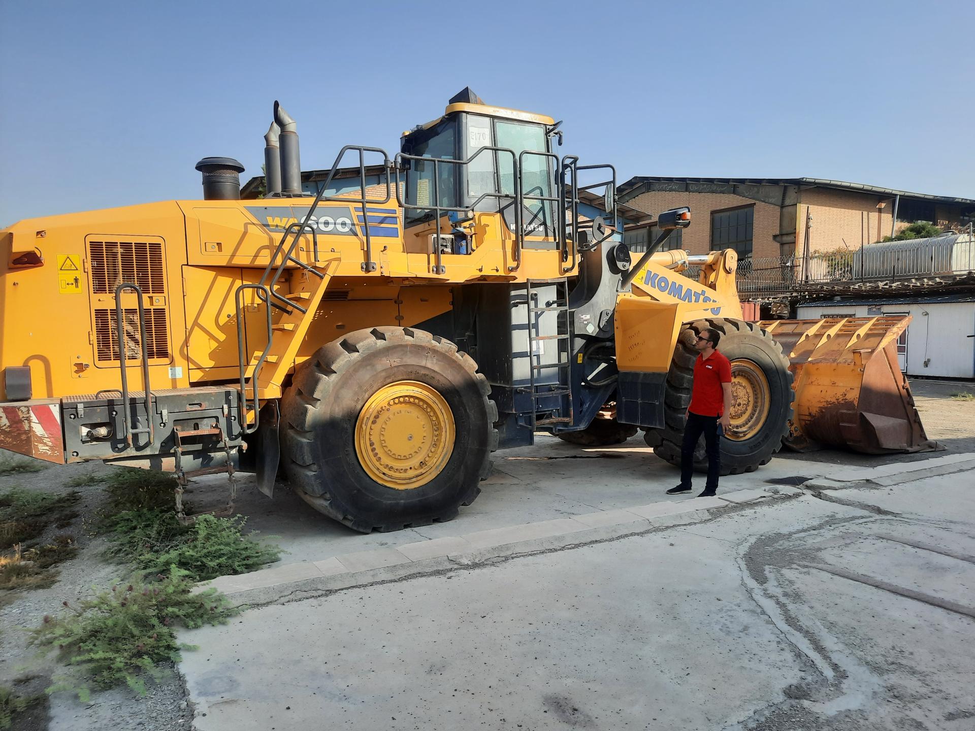 عکس گروه فنی مهندسی دیزلیران حبیب الهی 