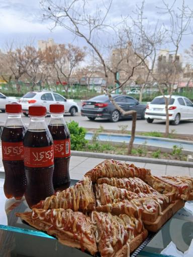 عکس نودل بار گره