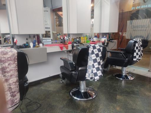 عکس آرایشگاه و پروتز موی مردانه کارینو ۲