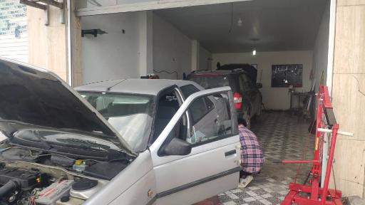 عکس تعمیرگاه فرانس و کره