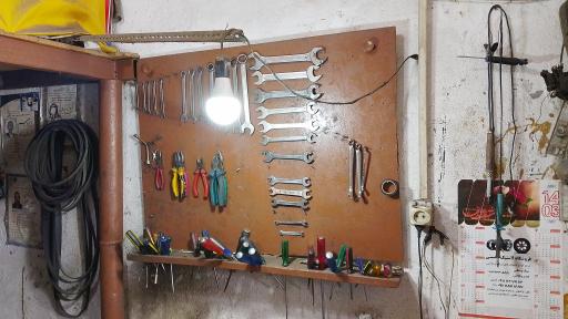 عکس باطری سازی سید عباس