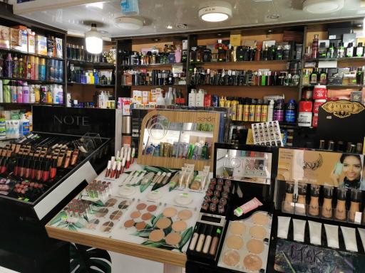 عکس گالری آرایشی و بهداشتی، عطر و ادکلن رزا