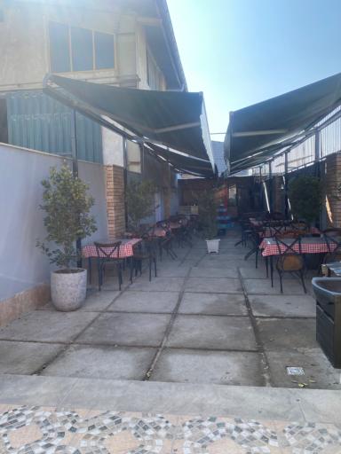 عکس کافه رستوران تِرِید