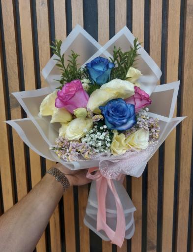 عکس گل فروشی باهار