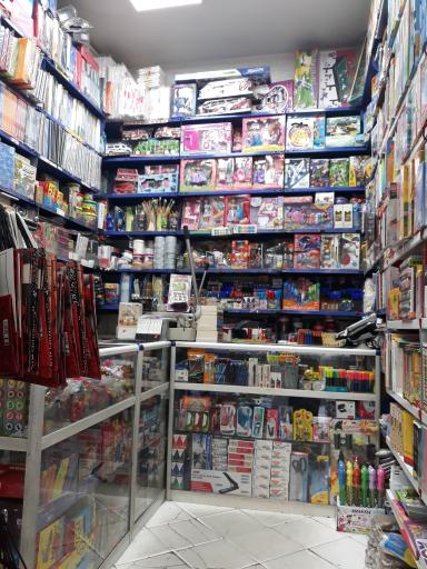 عکس کتاب و نوشت افزار پویش