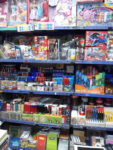 عکس کتاب و نوشت افزار پویش