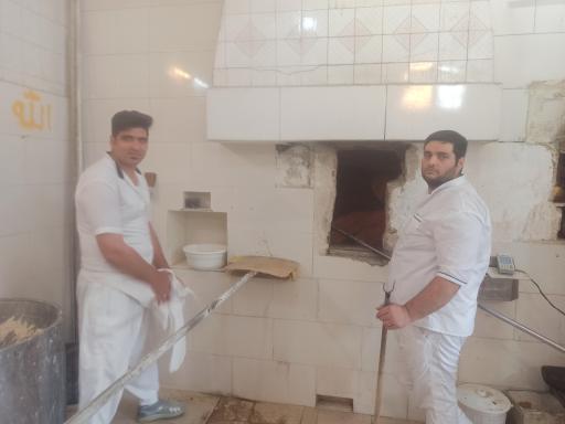 عکس نانوایی سنگکی دزاشیب