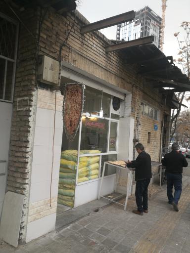 عکس نانوایی سنگکی دزاشیب