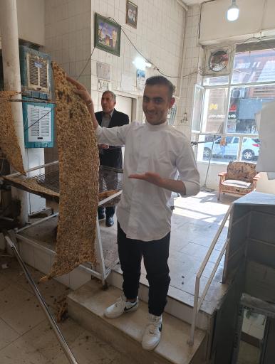 عکس نانوایی سنگکی دزاشیب