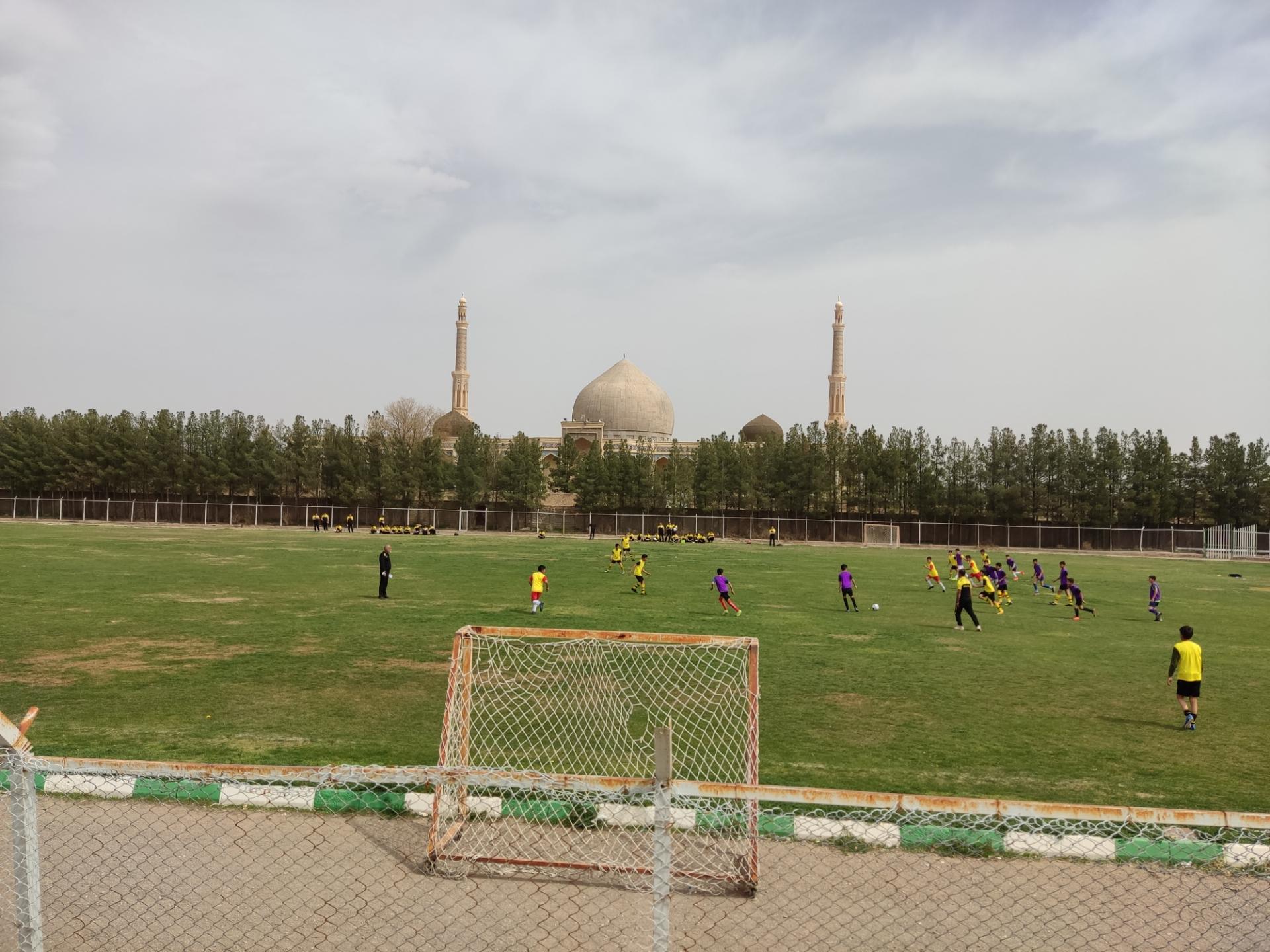 عکس میدان چمن انقلاب 