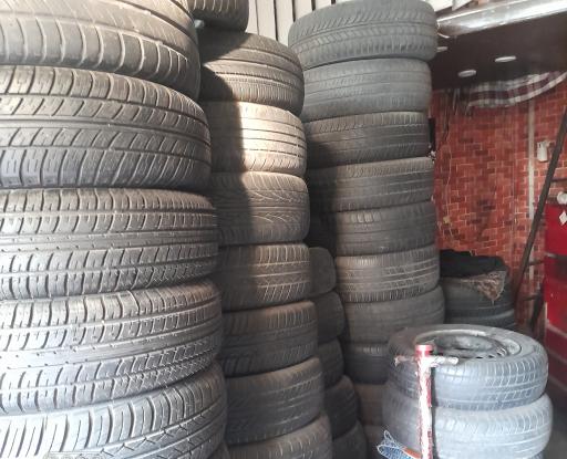 عکس پنچرگیری خودرو وموتور