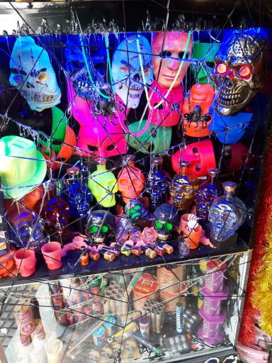 عکس مستر تولد (لوازم آتشبازی و نورافشانی)