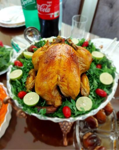 عکس رستوران سنتی شب نشین