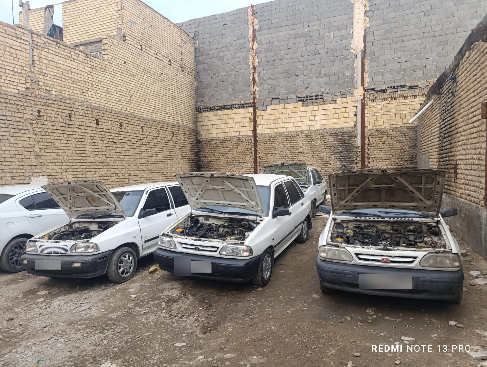 عکس اتو مکانیک قاینی 