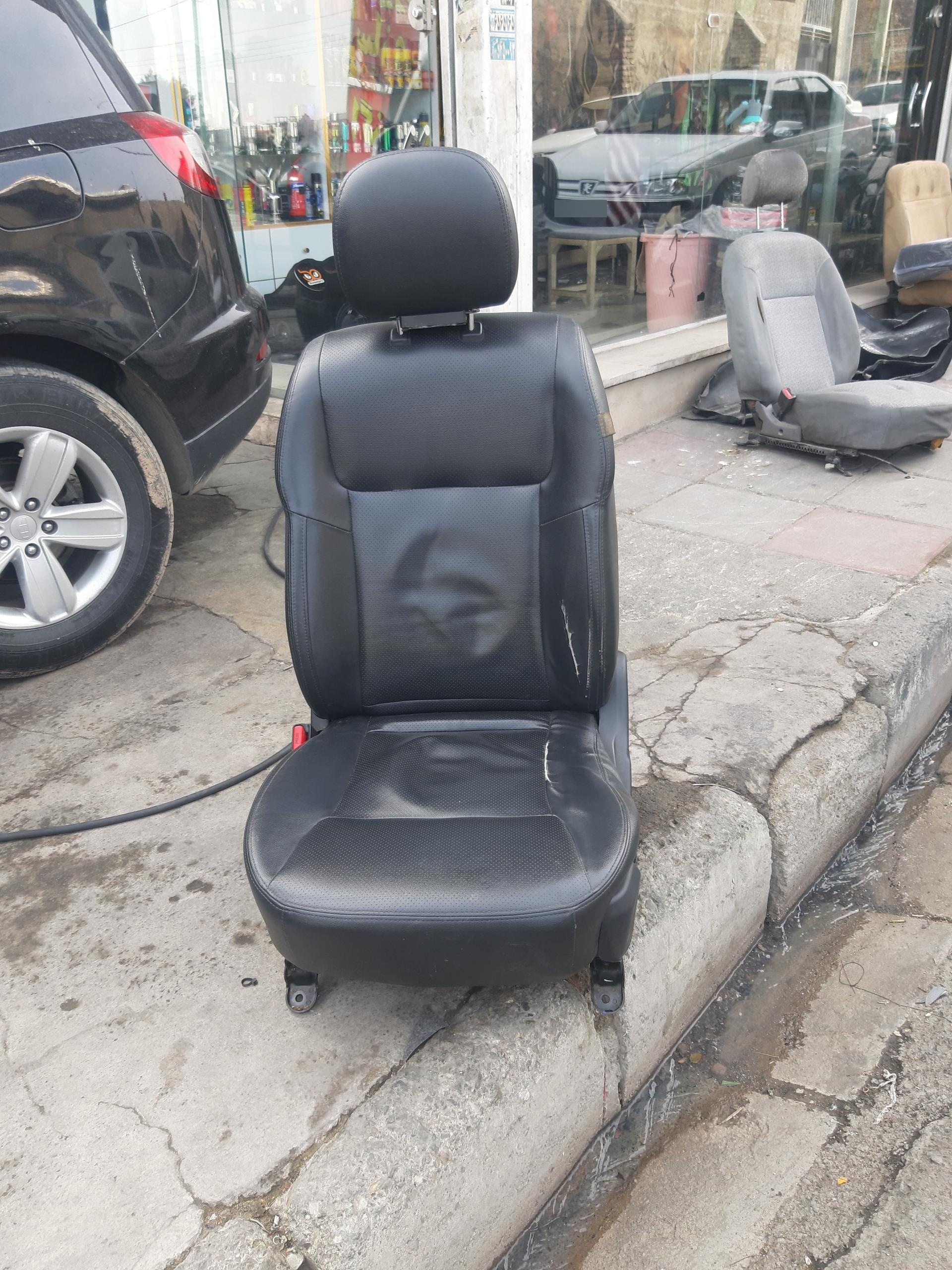 عکس تودوزی اتومبیل امید