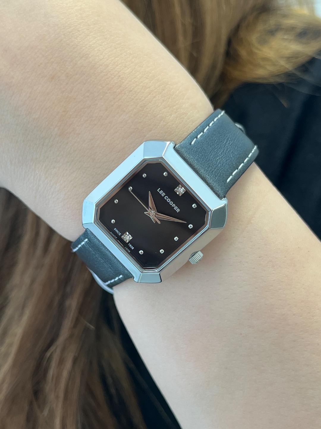 عکس گالری ساعت زمان تیک