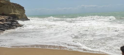 عکس بوستان ساحلی بندر پزم