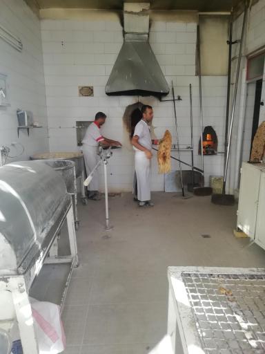 عکس نانوایی سنگک سنتی 