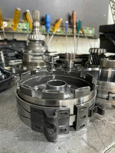 عکس تعمیرگاه گیربکس اتوماتیک مستر دیاگ