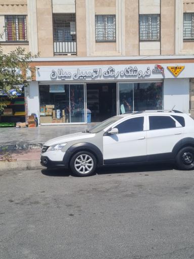 عکس فروشگاه رنگ اتومبیل میلان