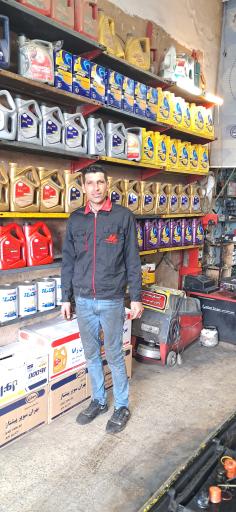 عکس تعویض روغن مسعود