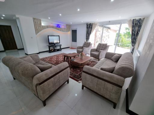 عکس ویلا استخردار تله کابین