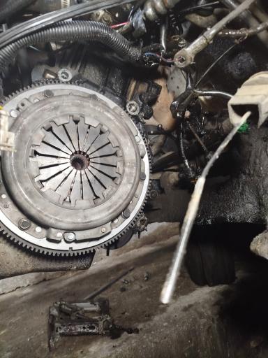 عکس تعمیرگاه خودرو سعید