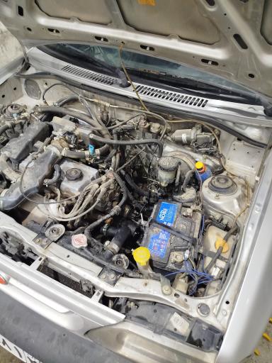 عکس تعمیرگاه خودرو سعید