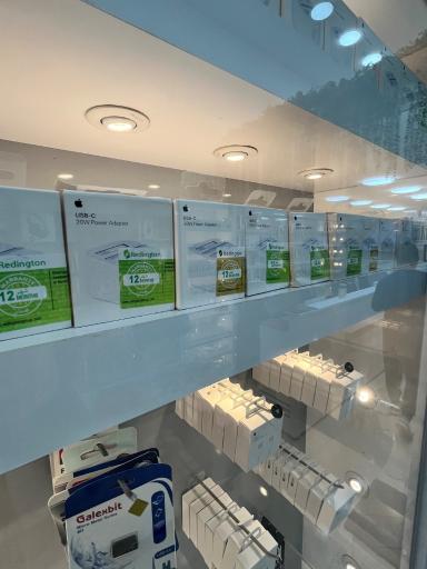 عکس فروشگاه بردیا‌ موبایل