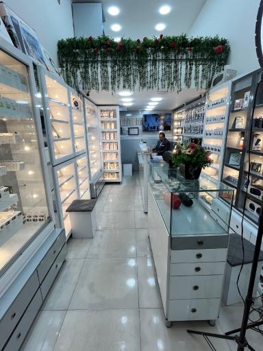 عکس فروشگاه بردیا‌ موبایل