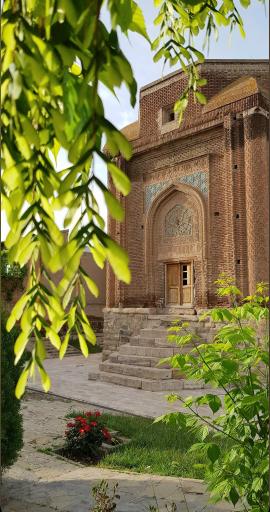 عکس گنبد سرخ