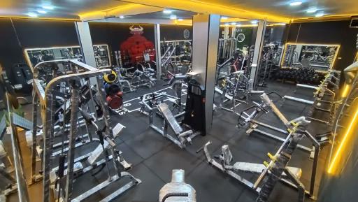 عکس باشگاه وی آی پی میثم