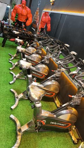 عکس باشگاه وی آی پی میثم