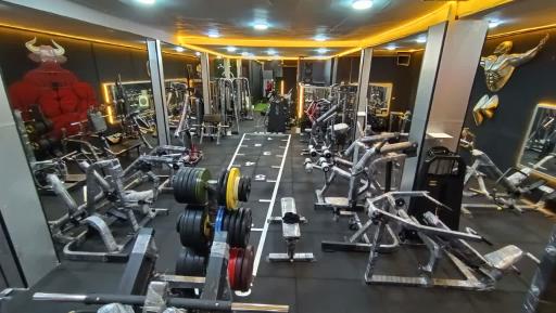 عکس باشگاه وی آی پی میثم