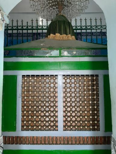 عکس آرامگاه اویس قرنی