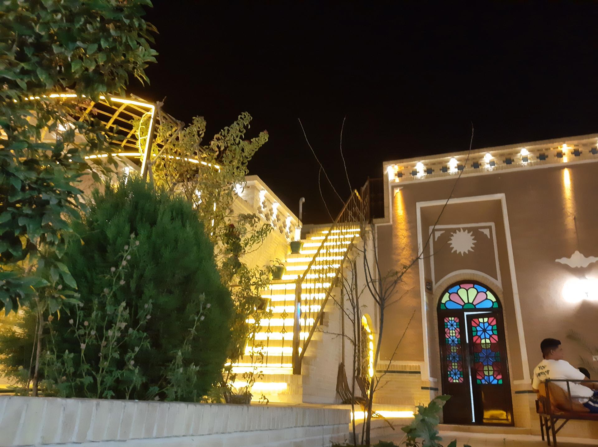 عکس سفره خانه تاریخی پایا