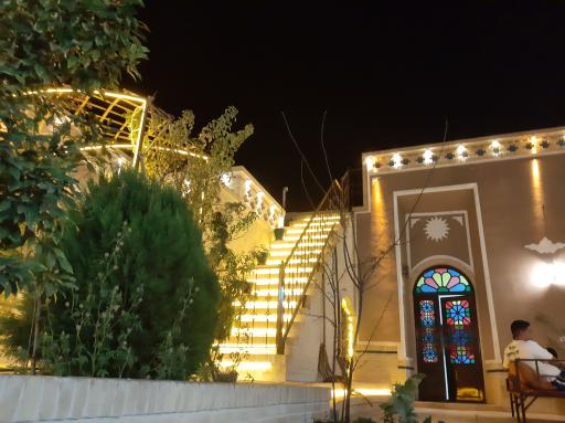 عکس سفره خانه تاریخی پایا