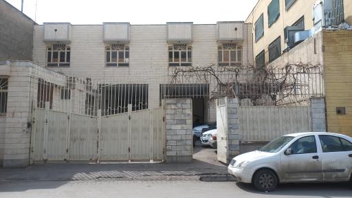 عکس ورودی مهمانسرای پست صدف