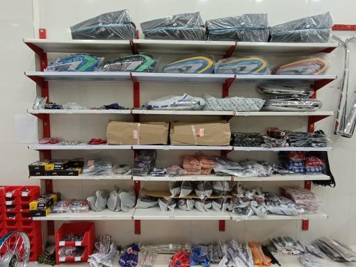 عکس لوازم یدکی و تعمیرات موتورسیکلت جعفری