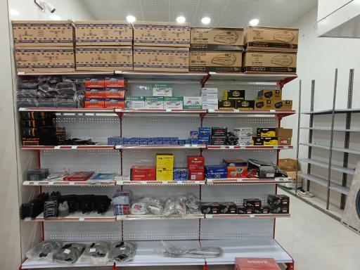 عکس لوازم یدکی و تعمیرات موتورسیکلت جعفری