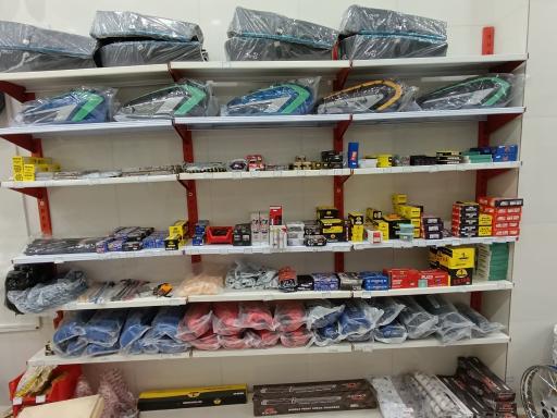 عکس لوازم یدکی و تعمیرات موتورسیکلت جعفری