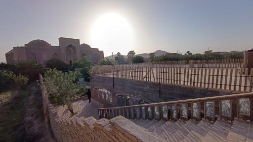 عکس مدرسه غیاثیه خرگرد