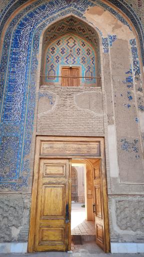 عکس مدرسه غیاثیه خرگرد