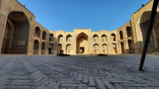 عکس مدرسه غیاثیه خرگرد